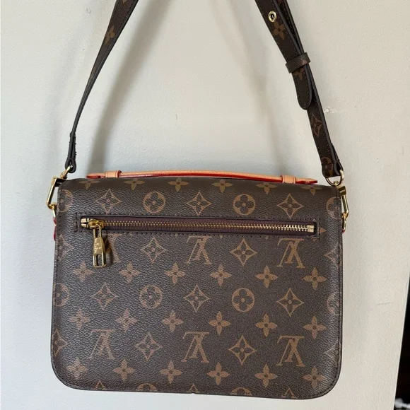 Lookalike Brown Monogram Crossbody Bag - Picture 4 of 7